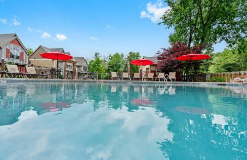 Chalets Resort LAKEFRONT Cottage Free Amenities Amazing views Kayaks 2 Pools - Foto 57