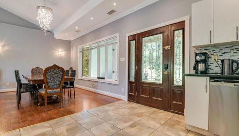 Luxury Lake Front Camelot Villa - Foto 5