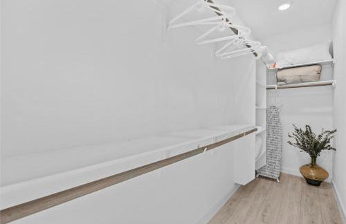 Spacious 3BR Home Near NRG Stadium, Medical Center and Downtown with Backyard, Gazebo and Fire Pit, Pet-Friendly - Foto 37