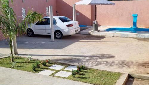 Duplex de 2 quartos com ar condicionado , piscina e estacionamento - Foto 4