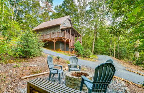 9 Mi to Lake Burton Cabin with Deck Near Helen - Foto 23