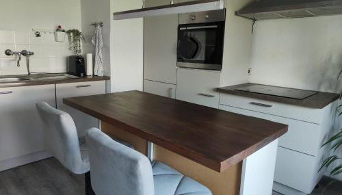 Ferienwohnung in Karlsbad - Photo 4, stove