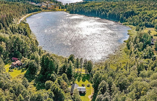 Lakefront Cottage in Torsebo - Foto 22