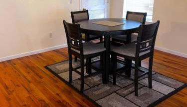 3-Bedroom Apt 5 miles AirPort - Foto 4