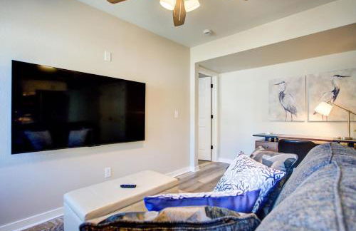 Free parking with In unit washer and dryer AC - Pets Ok - Foto 11