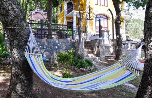 Cozy Home In Srinjine - Photo 15