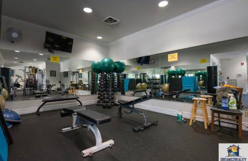 3BR Condo with Lake View - Trout Fishing - Playground - 2 Pools - Stairs Required - FREE TICKETS INCLUDED - PR69-9 - Foto 14