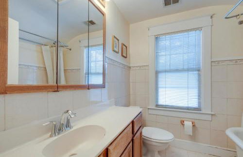 1 Mi to East Falls Station Home with Office! - Photo 23