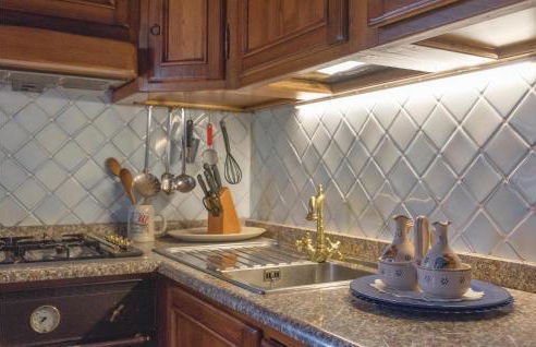 Gorgeous Home In Bagni Di Lucca Lu - Foto 11