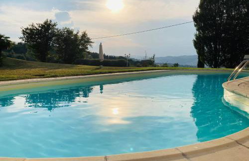 Comfortable villa lower level in Montelabbate with private pool - Photo 53