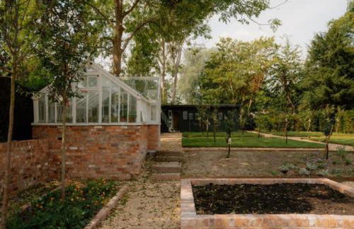 The Carriage House by Birch Stays - Photo 65