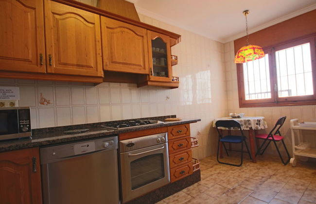 Low Price 4 Bedroom Villa With Nice View Over The Sea, Private Pool, Wifi, BBQ - Foto 10