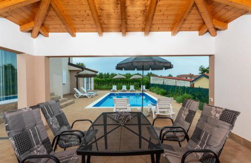 Villa Buroli with Pool, Sauna and Jacuzzi - Foto 6