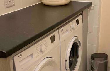 Oaklodge House - Photo 27