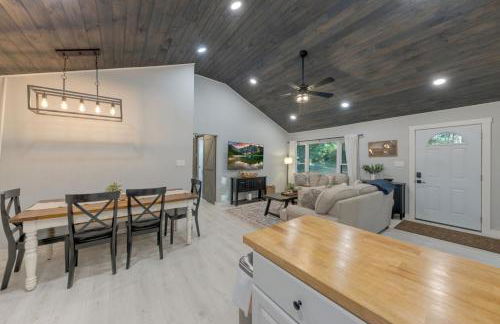 The White Lodge 4BDR Sleeps 8 with Fire Pit - Foto 18