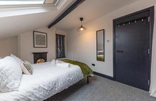 4 bedroom 2 bath beautiful Victorian house - Foto 17