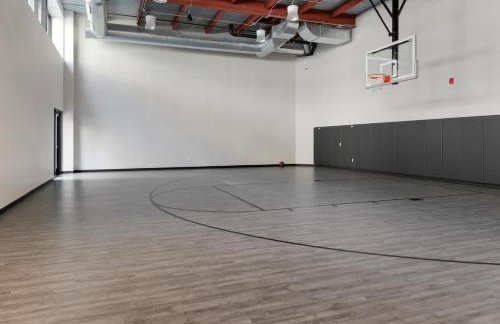 Experience Downtown Chicago at Millennium - Luxury Apartments in The Loop - Photo 15