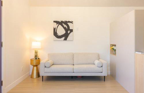 Hollywood Family Nest in Burbank, Steps to Studios! - Foto 5