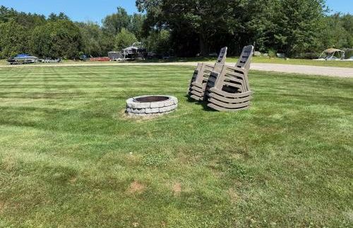 Newfound Lakeside Retreat - Foto 29