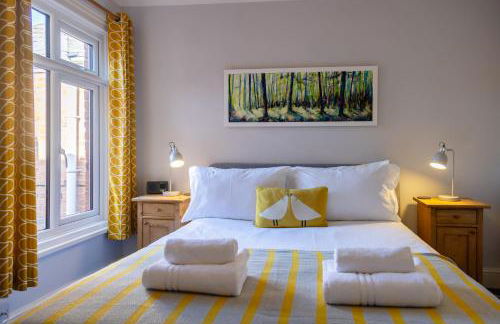 Vibrant 2 Bed, 2 Bath Home, Just Minutes to Town! - Foto 1