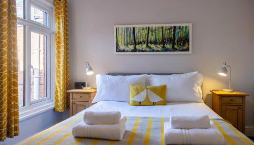 Vibrant 2 Bed, 2 Bath Home, Just Minutes to Town! - Foto 1, towels