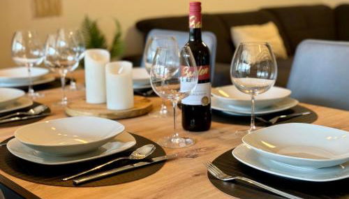 3 Zimmer Apartment, 90 qm, ruhig und zentrumsnah, max 6 Pers, 15 qm Balkon , private Garage, Internet 1000 MBit - Foto 3