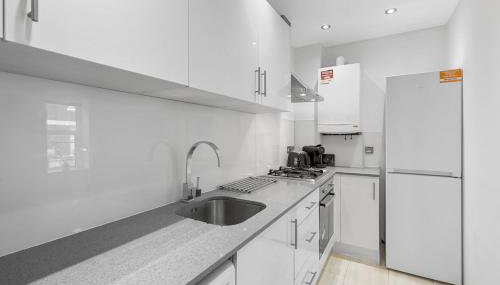 Perfectly Located 2BR Apartment in Balham - Foto 5, stove, toaster