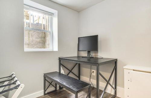 Private Beach and Resort-Style Perks Cape Cod Home - Foto 23