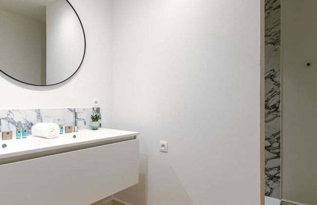 Modern Apartment Located at Historical Main Square - Photo 9