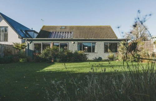 Architect designed spacious five bed house by sea - Foto 30