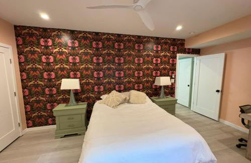 CUTE 1 BR Basement Apt Near Shops, Park - Foto 8