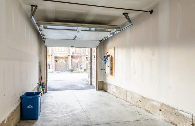 Modern 3BR House Steps to the Beach - Photo 48