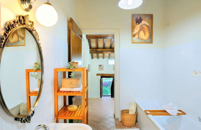 Luxury Stay With Garden - Photo 14