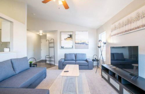 VILLA VERBENA - Sleek 3 BD in Pekin - Foto 9