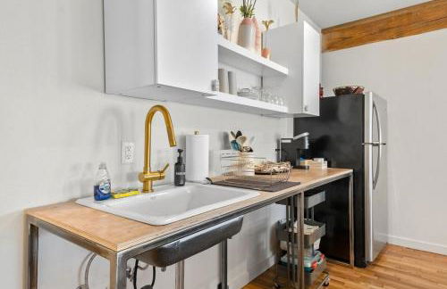 The Brick House-Walk DT or U of A- 3 Suites - Foto 18