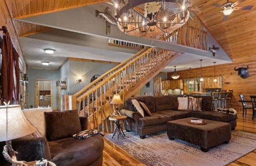 Weatherwood - Gorgeous Luxury Cabin with Spa! - Foto 18