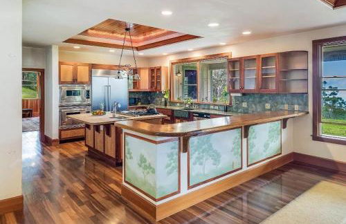 Luxury Oceanview Estate - Photo 31