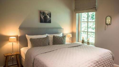 Nature Escape Apartment With Private Lake - Photo 5