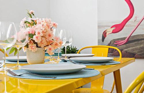 Stylish 2 BR Condo - Free Parking on Premises - Foto 41