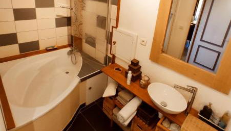 "Home Sweet Home" - 70m2 - proche Lyon, Eurexpo, Groupama & Matmut Stadium, LDLC Arena - Foto 4