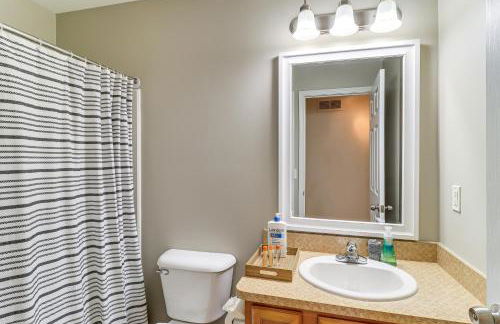 25 Mi to Detroit Townhome with Smart TV! - Foto 22