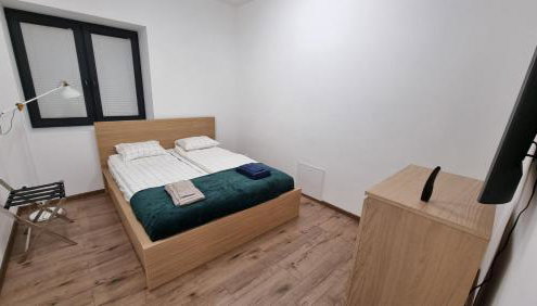 Przestronny Luksusowy Apartament, Klimatyzacja, Duży Parking, Zameldowanie 24h, 2 sypialnie, salon, kuchnia, pralnia, monitoring, 95mkw - Foto 4