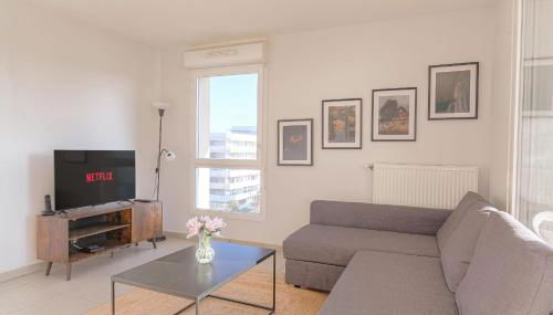 Charmant et Spacieux proche Groupama Stadium - Foto 2