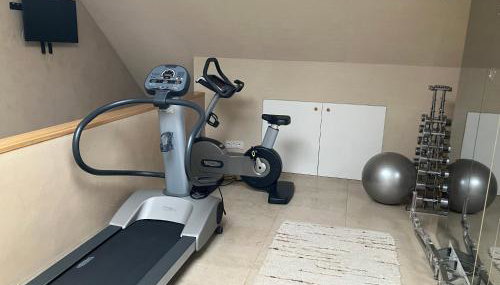 Wellness-Oase mit Wasserblick, Pool, Sauna & Fitnessbereich - Foto 2