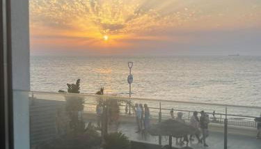 Apartamento con piscina en el Paseo Cruz del Mar - Photo 2