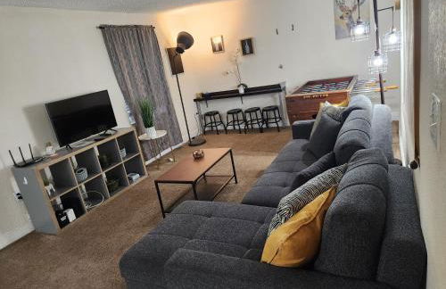 Beautiful 2-Bedroom Condo Near Universal and other Orlando Attractions, King Bed & Wi-Fi - Foto 34