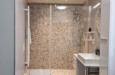 Cozy flat mins walk to Navigli and metro Porta Genova - Foto 8