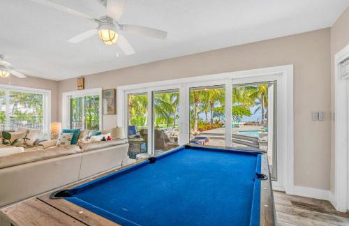Paradise Point - Luxury Oceanfront Estate - Pool, Dock, Outdoor Kitchen & Family Amenities - Foto 15