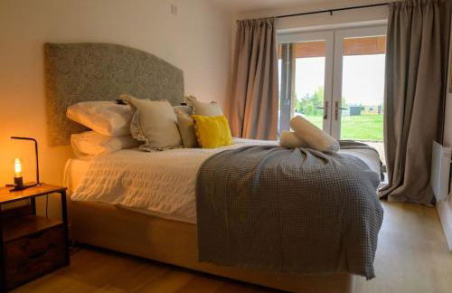 ''The Den'' Lakeview Apartment at Watersedge - Foto 23