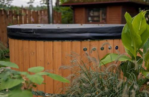 Holiday home with jacuzzi and private garden - Foto 11